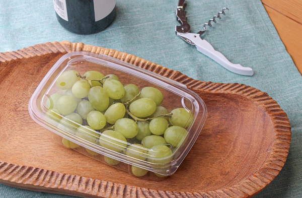 ventilated container for grapes