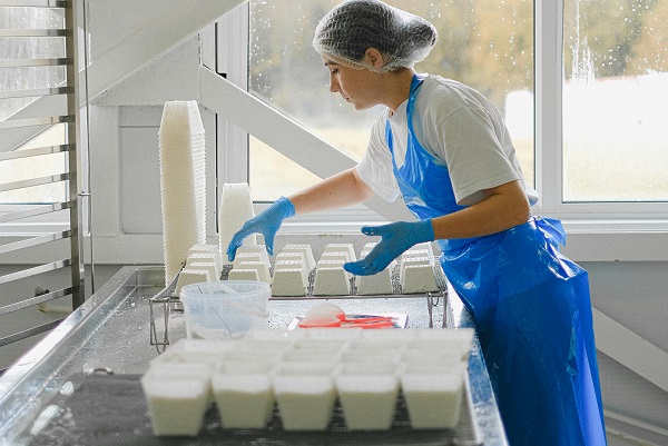 Food safety packaging materials in the production process